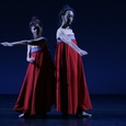 Performers: Miller, Weis - <a href="https://cathyweis.org/performance-histories/february-16-2005/" target="outside">Dance Theater Workshop 2005</a> <br/>Photo: Richard Termine